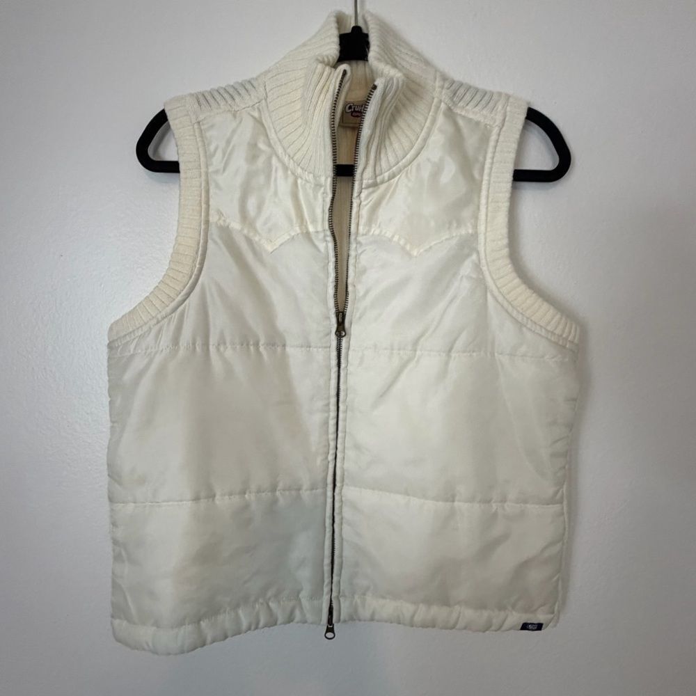 Cruel Girl Vest Size XL White Shiny Front Knit Back Neck And Arm Holes Western